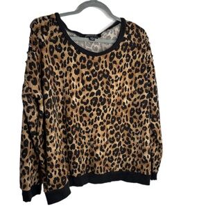 Shoulder studded Leopard Print long sleeve 2X